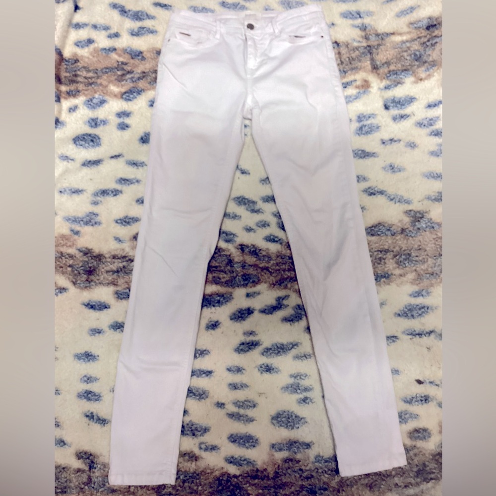 STRADIVARIUS JEANS FOR WOMEN.